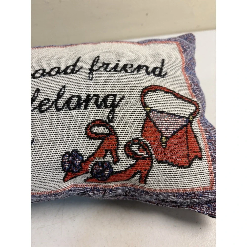 Tapestry Pillow A GOOD FRIEND IS A LIFE LONG TREASURE‎ Red Hat 11